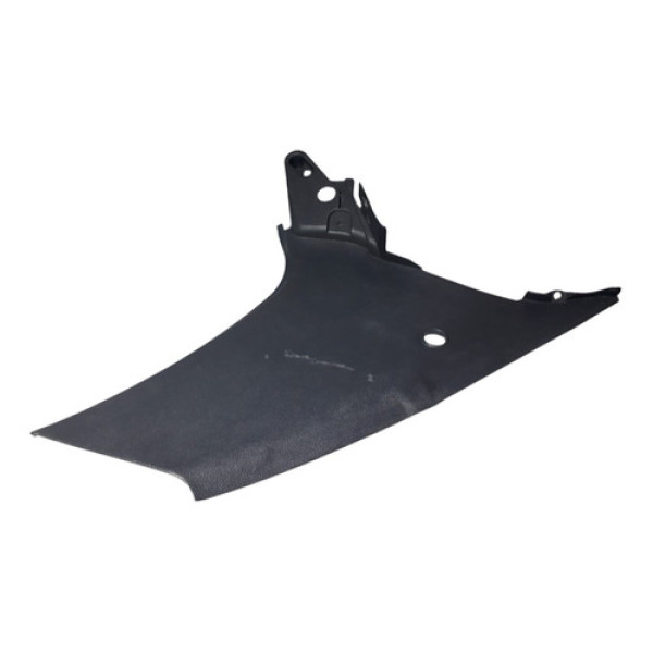 Acabamento Coluna Traseira Esquerda Fiat Siena 2001 A 2012